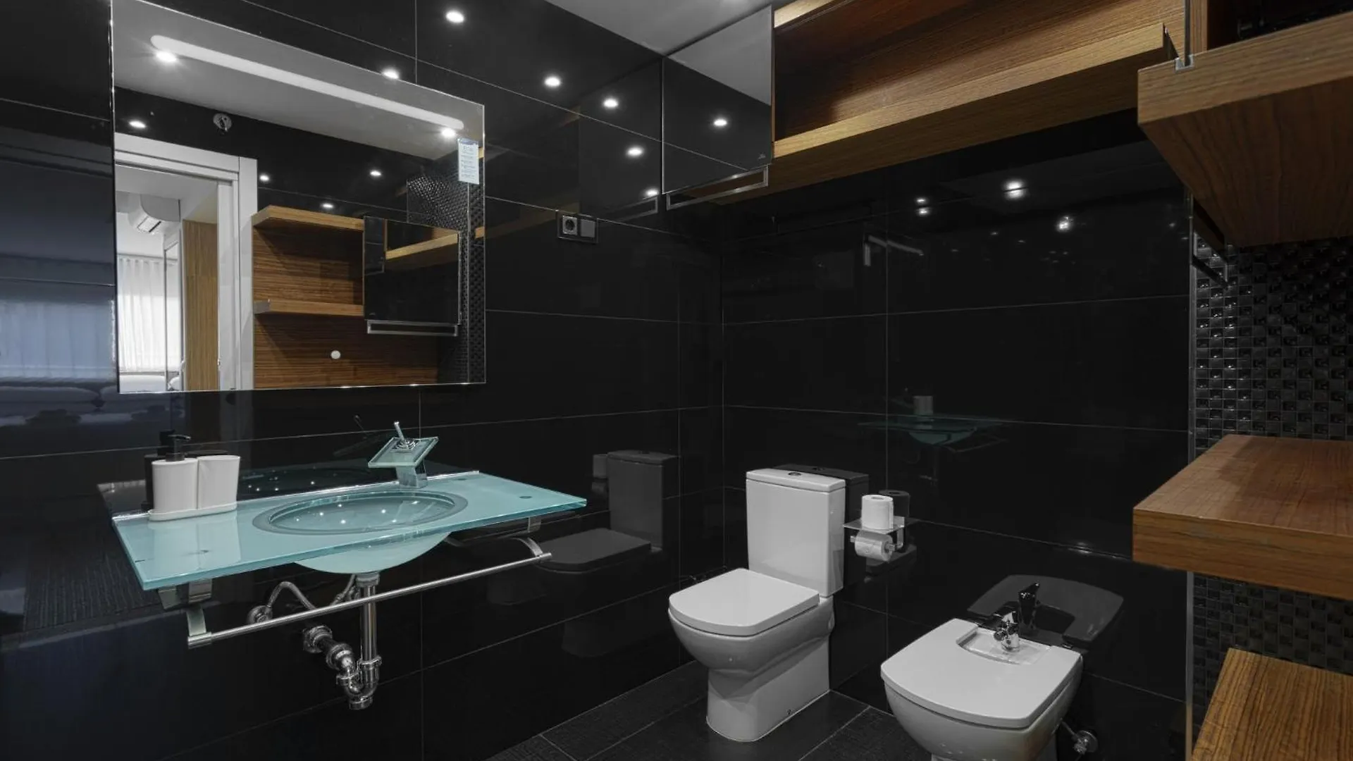 Beach Malagueta By Caleta Homes Μάλαγα Διαμέρισμα